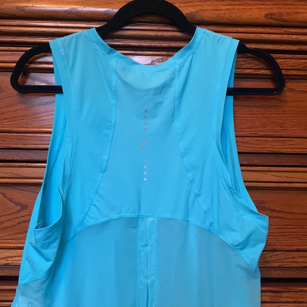 Zyia Active Open Panel Split Back Mesh Tank Top - image 8